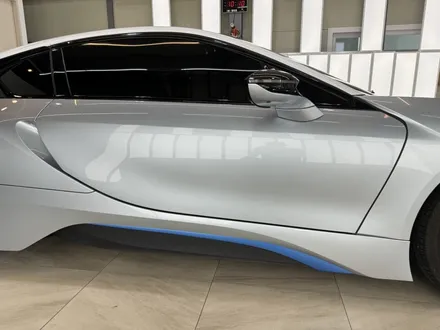 부산랩핑 BMW I8 측면 사고 랩핑 보험처리는 크라운랩! / 부산 사상구