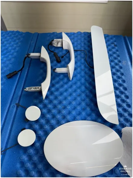 [부산랩핑]크라운랩 부산랩핑 전문 포르쉐 박스터 화이트 차량 레드로 변신 랩핑 / 부산 사상구