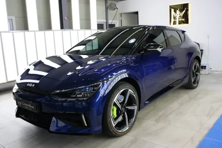 부산 랩핑 EV6 GT 전체 시공 무광 블루 매력적이네 / 부산 사상구