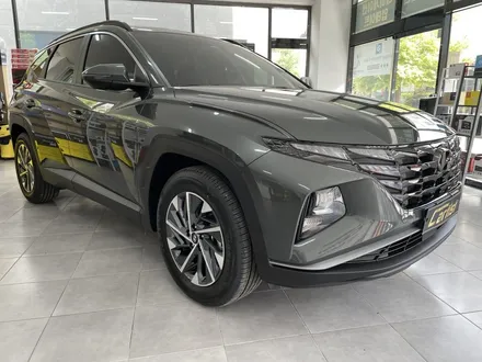 부산 신차패키지 정관 기장 현대 NX4 투싼 레이노썬팅 파인뷰LX5000 블랙박스 유리막코팅 신차검수 / 부산 기장군