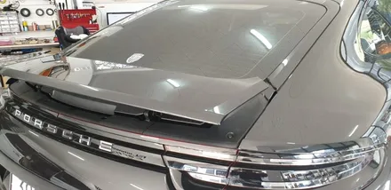 포르쉐 파나메라 스포일러 유광카본 랩핑 / 부산 기장군