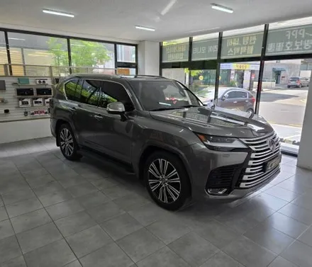 렉서스 LX700h 노바X13 리어 모니터 장착 / 부산 기장군