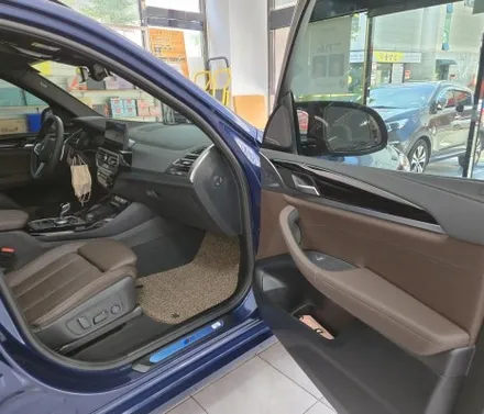bmw x3  실내. 사이드미러 3m 카본유광랩핑 / 부산 기장군