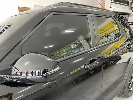 부산 신차패키지 기장 정관 양산 쉐보레 트레일블레이저 신차검수 +  레이노 팬텀 S9 썬팅 + 블랙박스 파인뷰LX5000 파워 / 부산 기장군