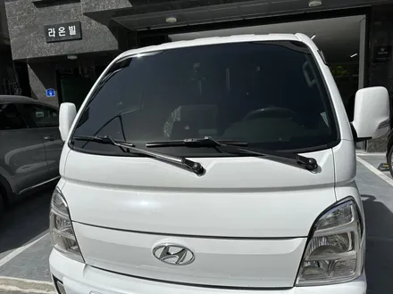 기장 신차패키지 정관 일광 양산 현대 포터2 신차검수 썬팅 네비게이션매립 후방카메라 블랙박스 시공 / 부산 기장군