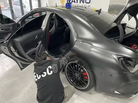부산 전체랩핑 벤츠 CLA45AMG 에이버리 사틴블랙 랩핑 / 부산 기장군
