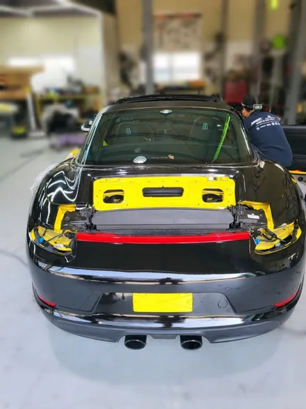 포르쉐 911 타르가4 GTS _ 유광블랙 전체 랩핑 / 경기 과천