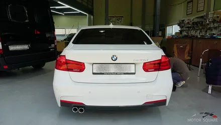 BMW320d 내비게이션 매립 : 안드로이드 M2C 카블릿 / 경기 과천