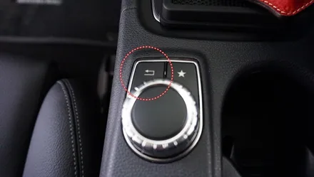 벤츠 GLA220 아이나비 큐브 HD / 경기 과천