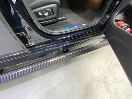 BMW X5 45e 전동 사이드스텝 / 경기 과천