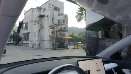 테슬라 모델 Y 버텍스 500 / 경기 과천