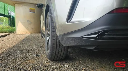 렉서스 NX350h 순정형 사이드스텝 장착! 기존의 어울리지 않던 스텝 탈착하고 순정형 사이드스텝으로 재장착 햇어요~ / 경기 구리