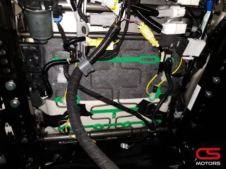 렉서스 NX300H 가넷색상 시트에 워크인 스위치를 장착합니다. 구리 CS모터스 렉서스 워크인스위치 전문장착추천 / 경기 구리