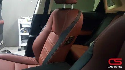 렉서스 NX300H 가넷색상 시트에 워크인 스위치를 장착합니다. 구리 CS모터스 렉서스 워크인스위치 전문장착추천 / 경기 구리