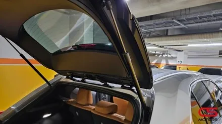렉서스 UX250h 순정형 전동트렁크 장착 시공! 높고 무거운 트렁크는 전동트렁크로 편리하게 사용하세요~ / 경기 구리