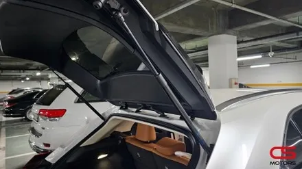 렉서스 UX250h 순정형 전동트렁크 장착! 무거운 트렁크를 편리하게 사용할 수 있어요~ / 경기 구리