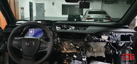 렉서스 UX250h 2wd 모델 아틀란 내비게이션 장착! / 경기 구리