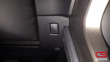 NX300H 차량내부에서 휴대폰 충전을 가능하게~USB차저 설치 구리 CS모터스 / 경기 구리