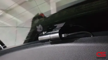 렉서스 NX300h 그릴튜닝 F스포츠 그릴 / 블랙박스 아이나비 QXD3000프로 및 커넥티드프로 / 보조배터리 솔라팩 장착 / 경기 구리