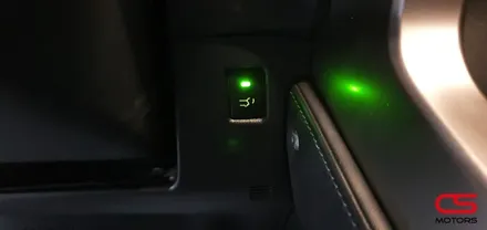 렉서스 NX200T 전동트렁크 장착하고 편하게 짐 옮겨 보세요~무거웠던 트렁크를 손가락 하나로 열수 있어요^^; / 경기 구리