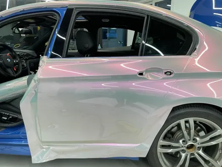 BMW 320D 랩핑 제거 후 비닐 프로그 그레이 핑크 전체랩핑 시공 / 화성,수원,오산