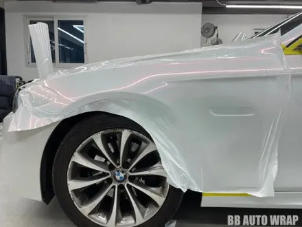 AX 다이아몬드 화이트 핑크 전체랩핑+크롬딜리트 / BMW / 5시리즈 (F10) / 화성,수원,오산