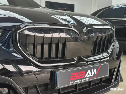 화성 BMW 5시리즈 아이코닉 글로우 그릴 랩핑 / 화성시 향남읍 상신리