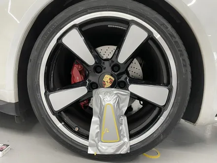 화성랩핑 포르쉐911타르가4s 사틴실버 휠랩핑 시공 / 화성,수원,오산