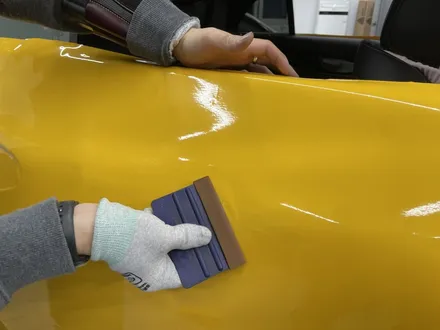 동탄랩핑 벤츠 AMG GT43 에이버리 다크옐로우 전체랩핑 시공 / 화성,수원,오산