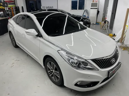 그랜저 HG 3M2080 검정 유광 루프스킨 시공 / 화성,수원,오산