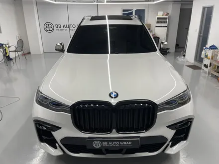 수원랩핑 BMW X7 블랙팩 전체크롬죽이기시공 / 화성,수원,오산