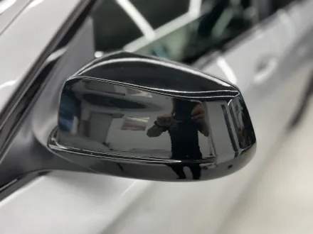 안성랩핑 BMW F10 5시리즈 크롬 죽이기+루프스킨+사이드미러 부분랩핑 시공 / 화성,수원,오산