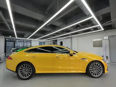동탄랩핑 벤츠 AMG GT43 에이버리 다크옐로우 전체랩핑 시공 / 화성,수원,오산