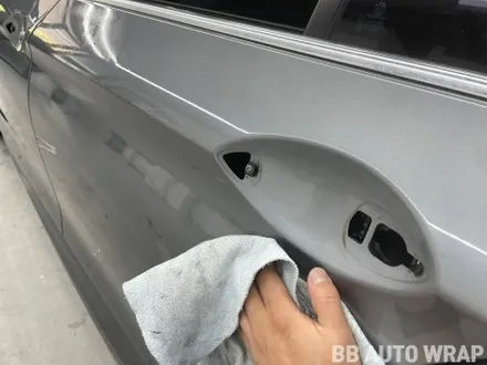 BMW F10 5시리즈 비닐 프로그 크리스탈 화이트 전체랩핑+크롬죽이기 시공 / BMW / 5시리즈 (F10) / 화성,수원,오산