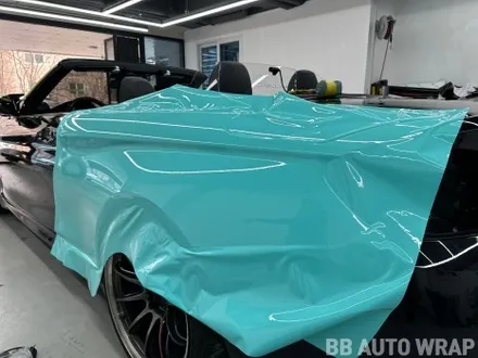 BMW F82 M4 컨버터블 전체랩핑 AX 티파니 블루 민트색 래핑 시공 / 화성,수원,오산