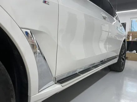 수원랩핑 BMW X7 블랙팩 전체크롬죽이기시공 / 화성,수원,오산