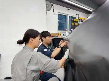 화성랩핑 제네시스 G90 사틴다크그레이 전체랩핑 시공으로 중후함을 더하다 / 화성,수원,오산