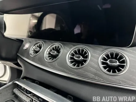 벤츠 AMG GT 3M 카본 실내랩핑 시공으로 분위기 전환 / 화성,수원,오산