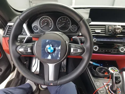BMW M4 리얼카본디컷핸들작업/핸들튜닝/핸들샵 / 용인 기흥구