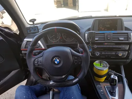BMW 118D 리얼카본디컷핸들작업/핸들튜닝/핸들샵 / 용인 기흥구