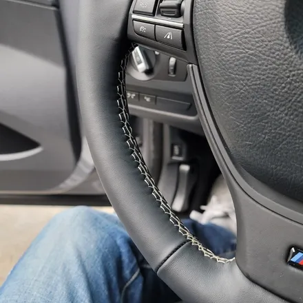 BMW 5GT 핸들가죽교체작업, 가죽핸들복원, 핸들샵 / 용인 기흥구