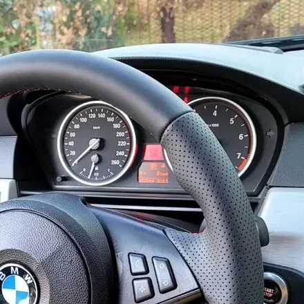 BMW e60 M5 핸들가죽교체, 가죽핸들복원, 핸들튜닝, 핸들샵 / 용인 기흥구