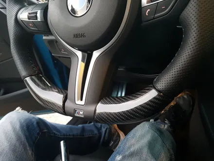 BMW M2 리얼카본디컷핸들작업/핸들튜닝전문/핸들샵 / 용인 기흥구
