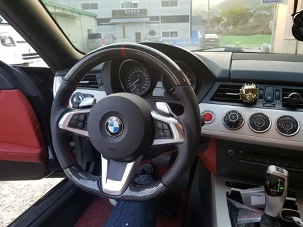 BMW Z4 리얼카본디컷핸들작업/핸들튜닝전문/핸들샵 / 용인 기흥구