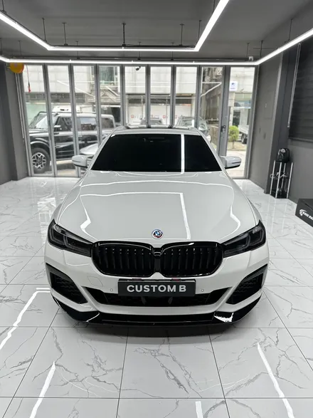 수원랩핑 커스텀비에서 Bmw520i 바디라인 선명하게 살려 / 수원,광교,동탄