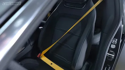 인테리어 드레스업의 화룡점정! [벤츠 AMG GT43 커스텀벨트 _커스텀매드] #컬러안전벨트 #컬러벨트 #안전벨트튜닝 #서울경기자동차튜닝샵 #업체추천 / 부산 기장경기 광주시 문형동