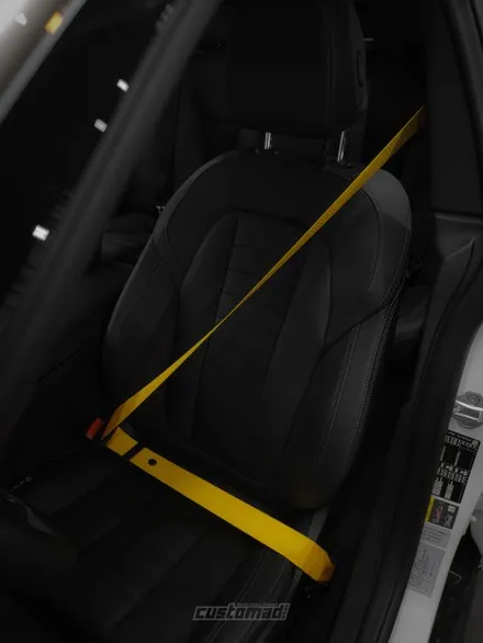 전기차도 튜닝할 수 있다  [BMW 전기차 i4 컬러 안전벨트 교체 시공 _부산 커스텀매드]