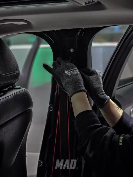 벤츠 우정템? 친구따라 매드간다~ [벤츠 CLA45s AMG & C220d 컬러 안전벨트 시공 _ 서울·경기 컬러안전벨트 전문점] / 부산 기장경기 광주시 문형동