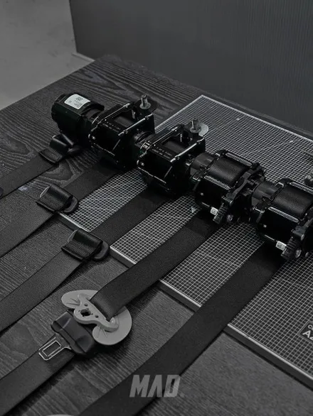 [판교.분당 | 자동차 실내 커스텀 전문점] 테슬라 모델3 하이랜드 퍼포먼스레드 컬러 안전벨트 교체 튜닝! 오너들 사이에서 제일 핫한 그 작업 / 부산 기장경기 광주시 문형동