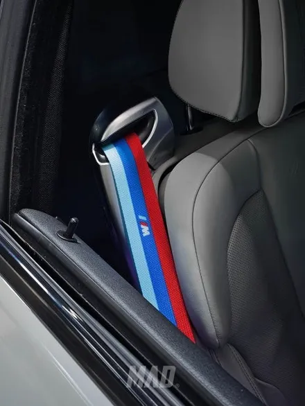 [서울.용인 | 자동차 실내 커스텀 전문점] BMW M6 컬러 안전벨트 교체 튜닝 + 시트 가죽복원! 12년이 흘렀어도 여전히 M이지 / 부산 기장경기 광주시 문형동